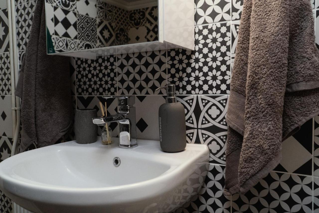 Theo Apartments Saloniki Zewnętrze zdjęcie